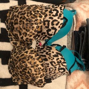 Bundle 32D push up & one tshirt bra